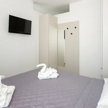 Apartament One Life Suites-7 By Interhome