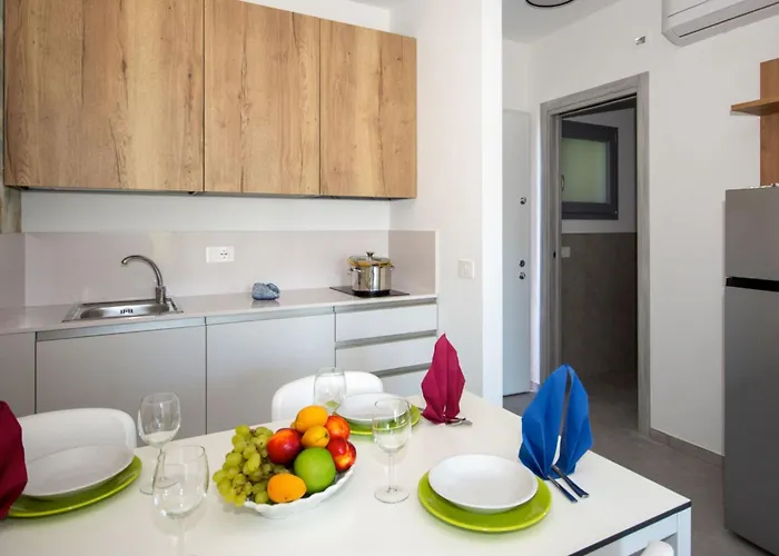 One Life Suites-7 By Interhome * ביביונה